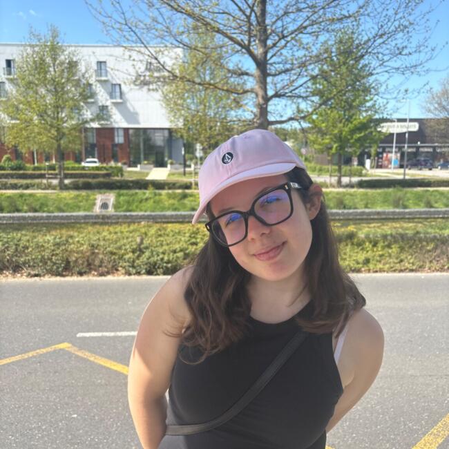 Babysitter in Honfleur: Gabrielle