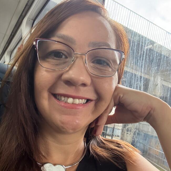 Emprego de babá em São José dos Campos: Sandra