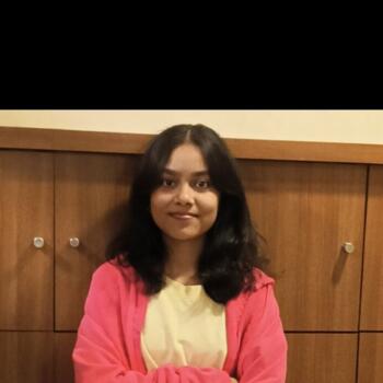 वड़ोदरा में बेबीसिटर: Vijaya