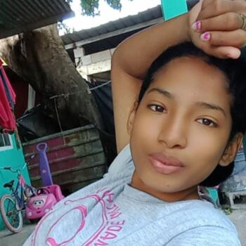 Babysitter in Playa Leona: Daynir