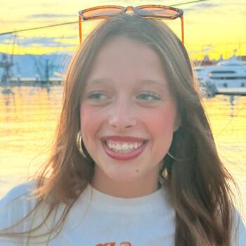 Babysitter in Menen: Maïlie