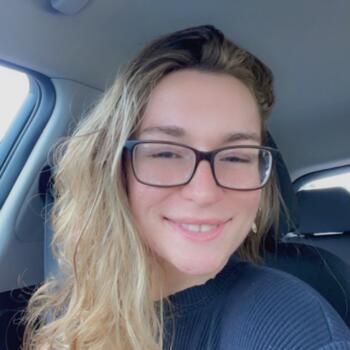 Babysitter in Charlotte: Nicole