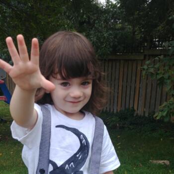 Babysitting job in Oshawa: babysitting job Shelby