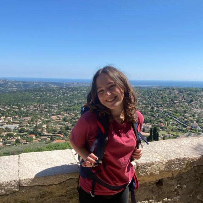 Babysitter in Vallauris: Zoé