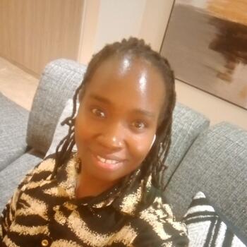 Nanny in Nairobi: Yvonne
