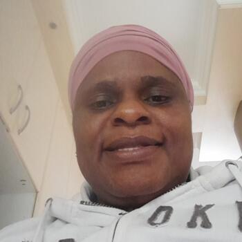 Babysitter in Benoni: Ruth