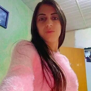 Babá em Taubaté: Francielly