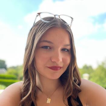 Babysitter in Amiens: Marine