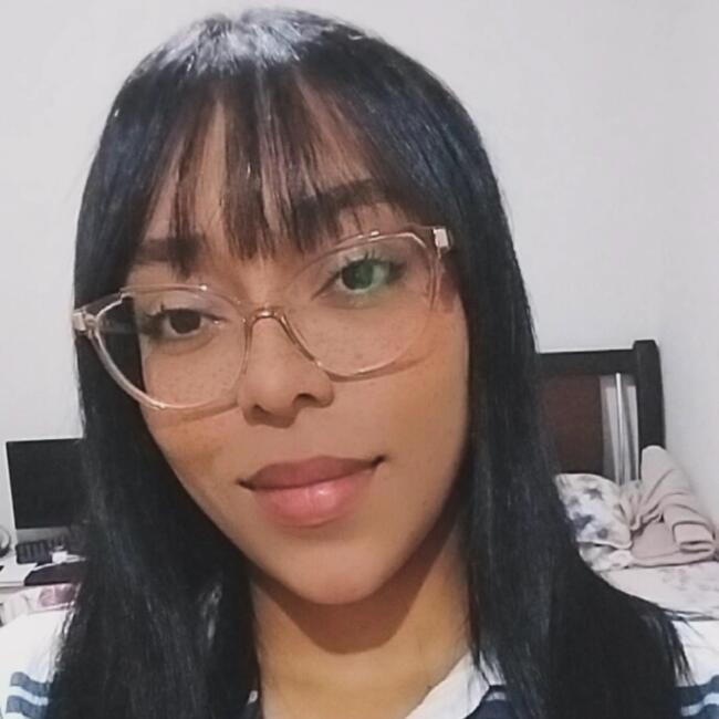 Babá em Vespasiano: Vitoria