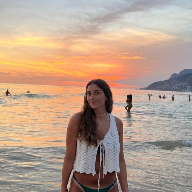 Babysitter in La Plata: Lucia