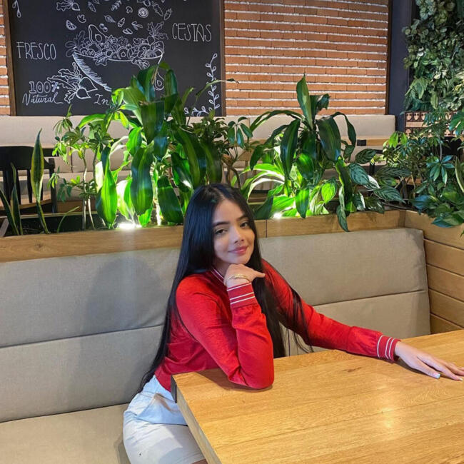 Niñera en el Pont de Vilomara: Monica