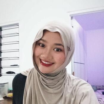 Babysitter di Jakarta: Dania