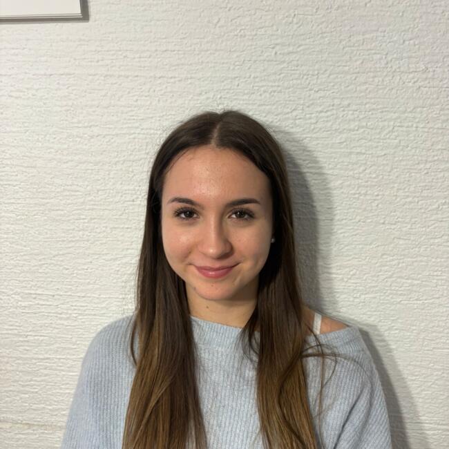 Babysitter in Celje: Zala