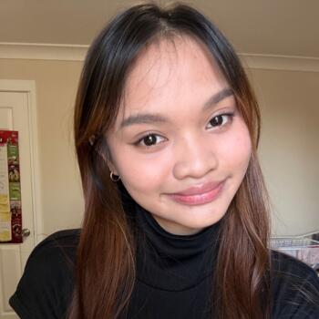 位於卧龙岗市的臨時保母: Berniece Jaemayhe