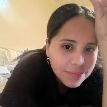 Babysitter Araucária: Luz aquino