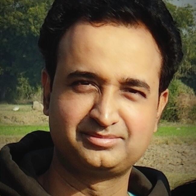 इन्दौर में बेबीसिटिंग की नौकरी: Akshay Joshi