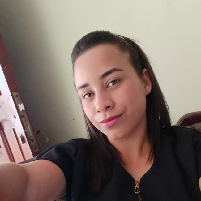 Babysitter στην περιοχή Μαρακάι: Yalexandra carolina