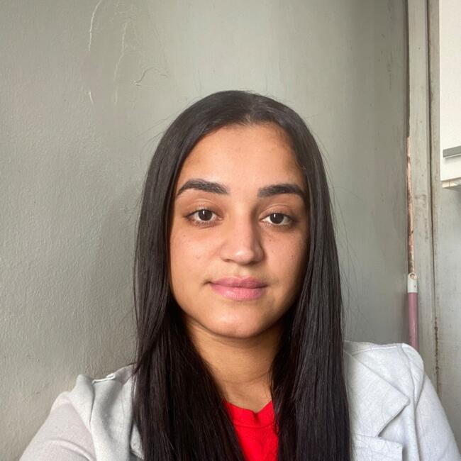 Babá em Curitiba: Isabella Praxedes