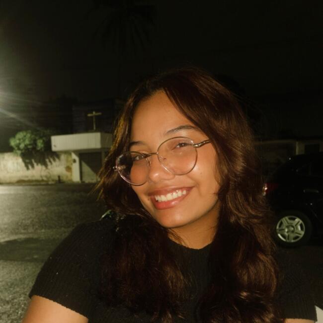 Babá em Natal: Yana