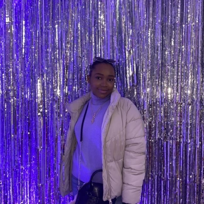 Baby-sitter in Namur: Yohali