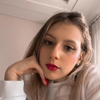 Babysitter in Blumenau: Sarah