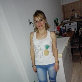 Babysitter in Avellaneda (Provincia de Buenos Aires): Alejandra