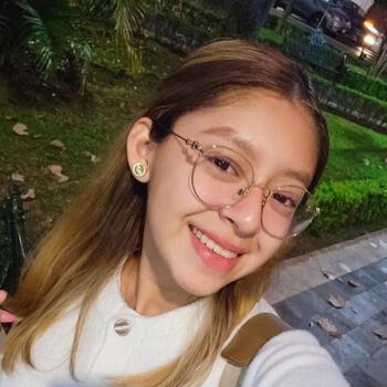 Niñera en Veracruz: Mysti