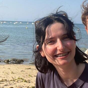 Babysitter in Poitiers: Stella