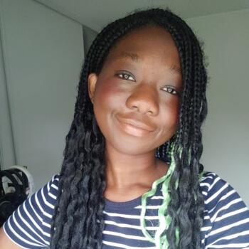 Babysitter in Mérignac: Sereina