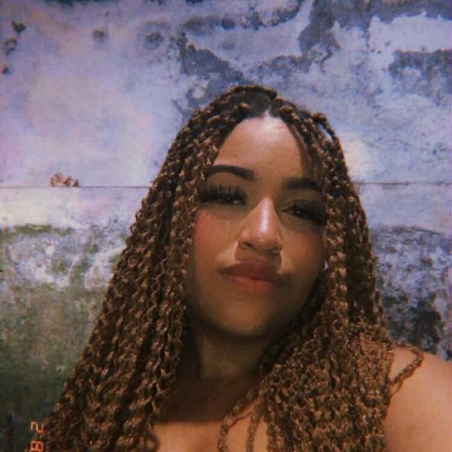 Babysitter in São Vicente: Geovanna