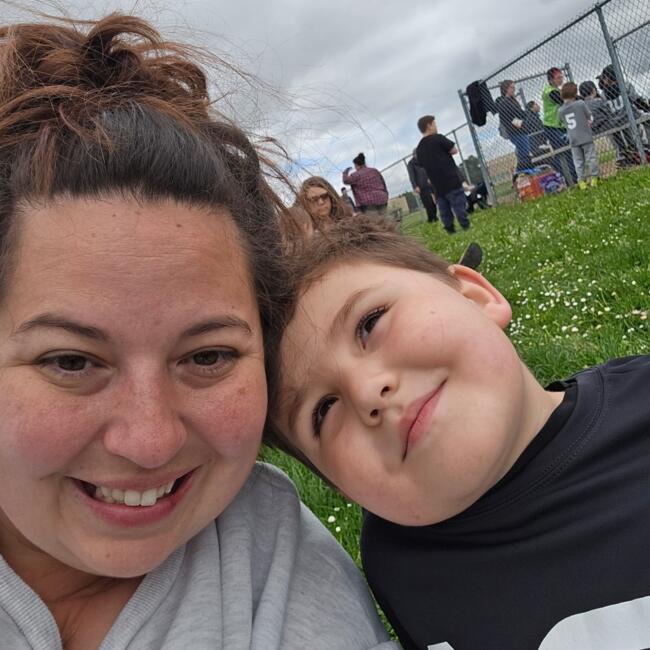 Babysitting job in Salem: Holley