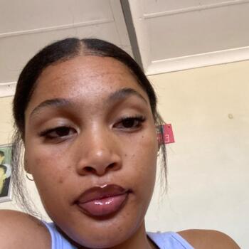 Babysitter in Bethelsdorp: Ezrin