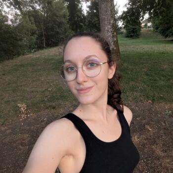 Babysitter in Nîmes: Lilou