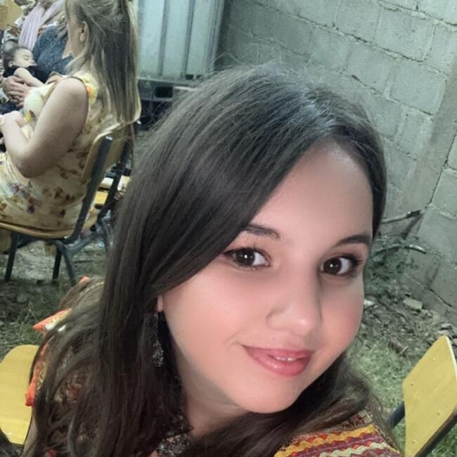 Babysitter in Lyon: Lyly