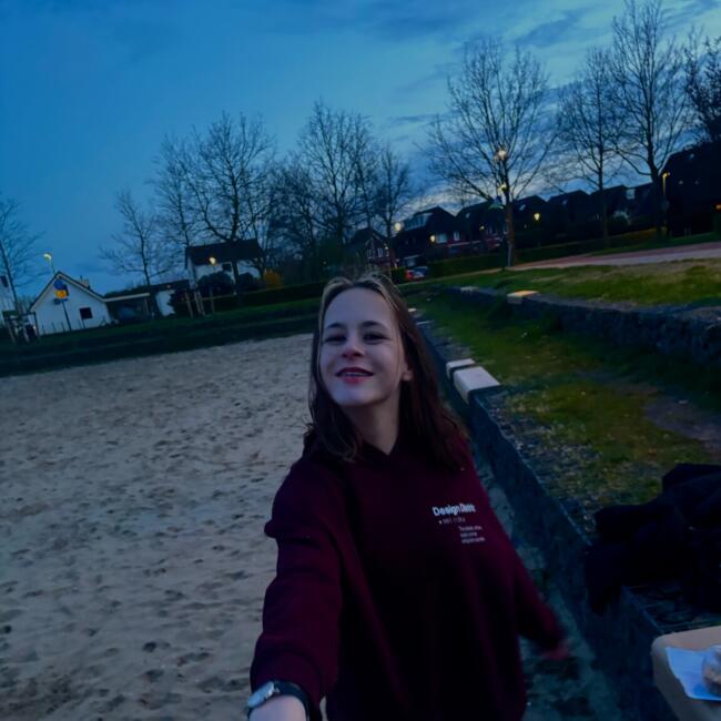 Babysitter in Houten: Kyra