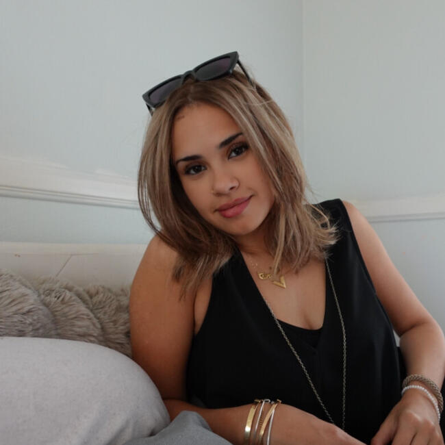 Babysitter in Irvine (California): Lavit