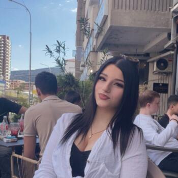 Babysitter in Skopje: Jovana