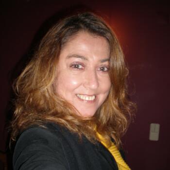 Babysitter São Domingos de Rana: Maria