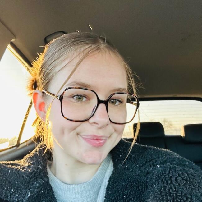 Babysitter in Nouzonville: Aimy