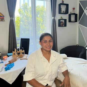 Nanny in Choisy-le-Roi: Diana maria