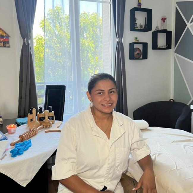 Nanny in Choisy-le-Roi: Diana maria