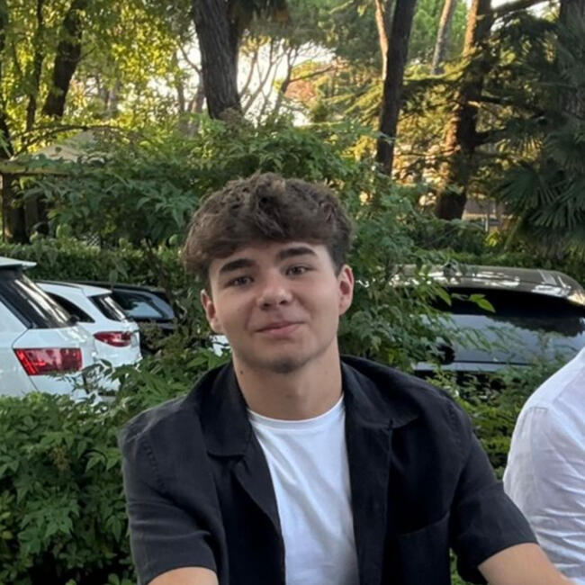 Babysitter in Schengen: Lenni