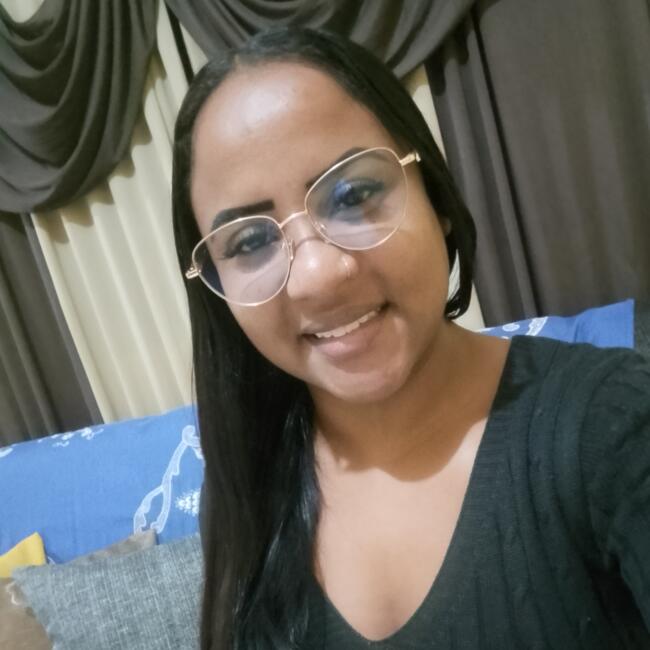 Babysitter in Itapecerica da Serra: Thayane