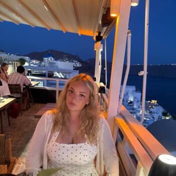 Babysitter in Eugene: Adara