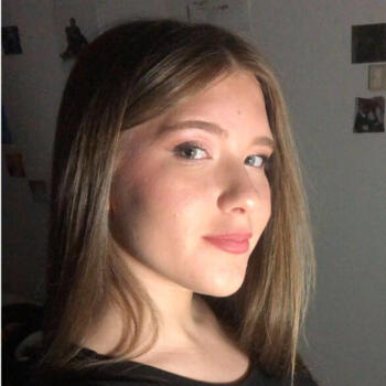 Babysitter in Coudekerque-Branche: Marine