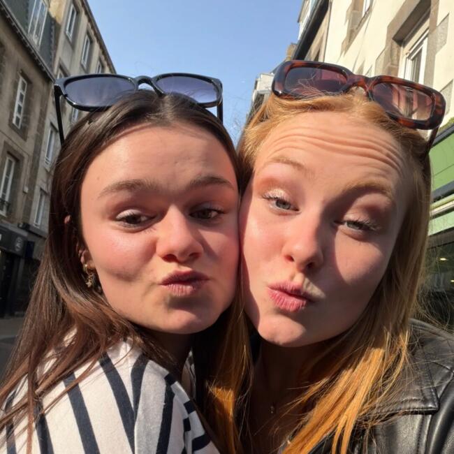 Babysitter in Quettreville-sur-Sienne: Laure