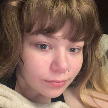 Babysitting job in Shorewood: babysitting job Angelina