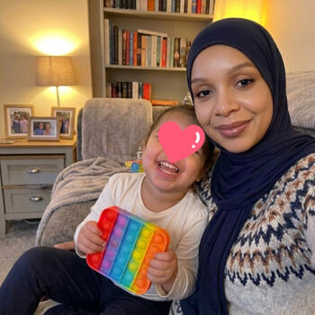 Babysitter London: Maryam