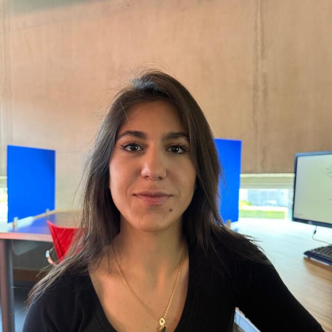 Babysitter in Hoofddorp: Özge