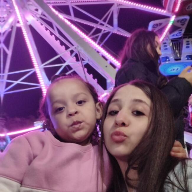 Babysitter in Alvorada (Rio Grande do Sul): Camilly